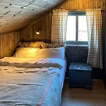 Family With Dual Kitchen In Gautefall * Drangedal