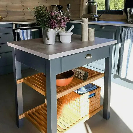 Family With Dual Kitchen In Gautefall Holiday home