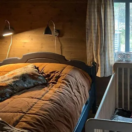 Holiday home Family With Dual Kitchen In Gautefall *