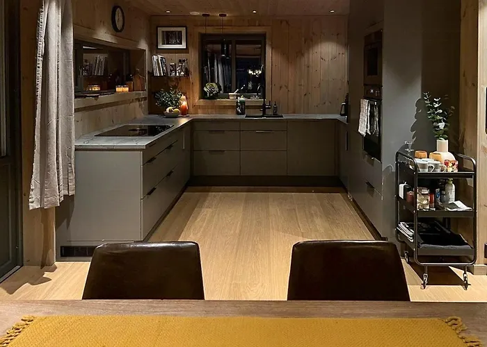 Nyaraló Family With Dual Kitchen In Gautefall Drangedal